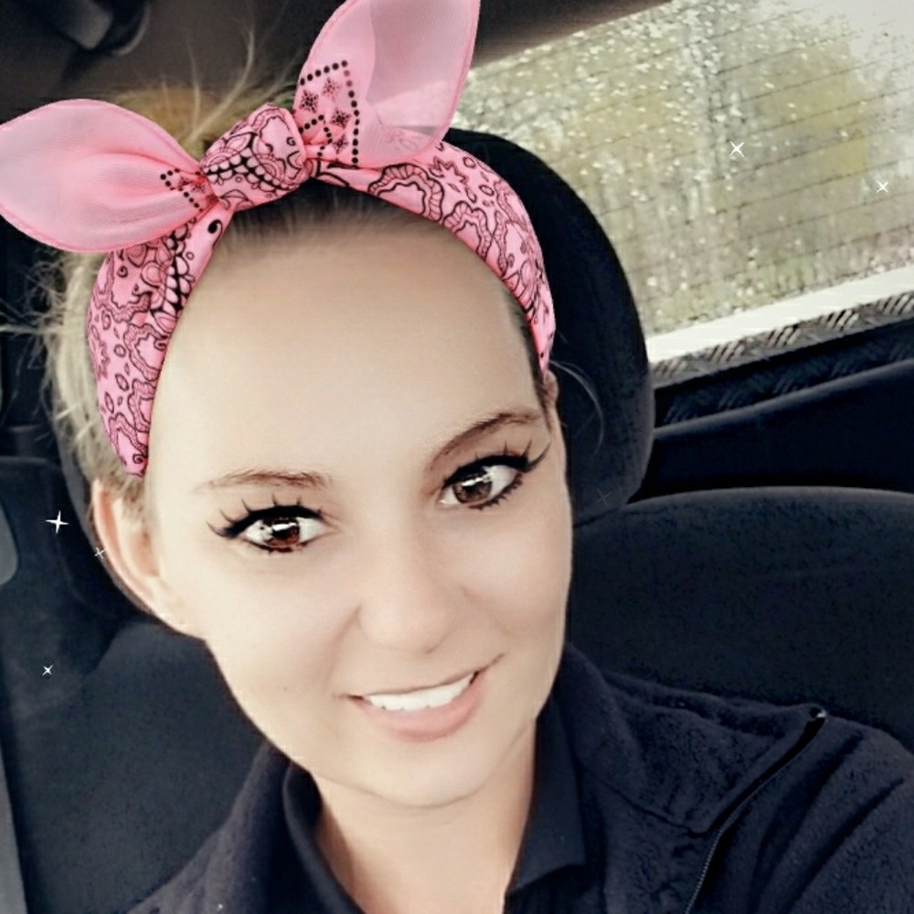 Meet your Posher, Ashley